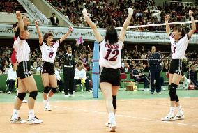 Japan defeats China in women's volleyball World Cup